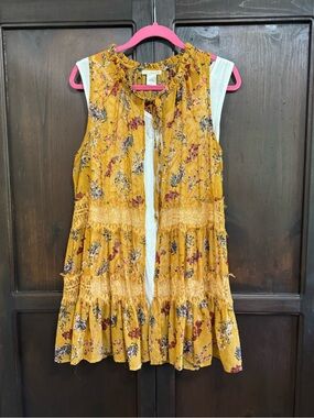TruSelf Sleeveless Floral Ruffle Tunic Top - Mustard size Medium Boho